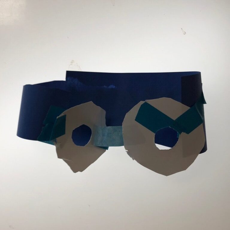 Steampunk goggles made from a paper plate.